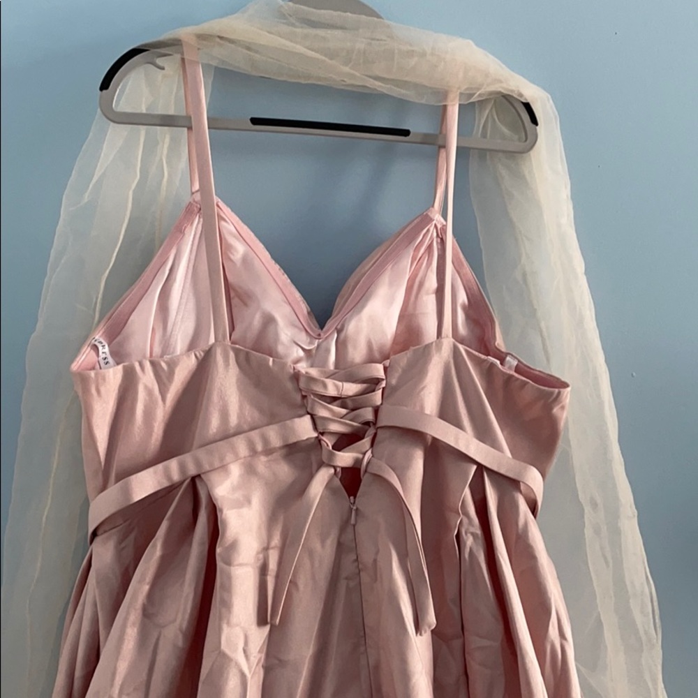 Prom dress - Picture 2 of 3